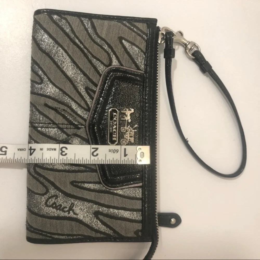 Coach Madison animal zebra silver black wristlet
